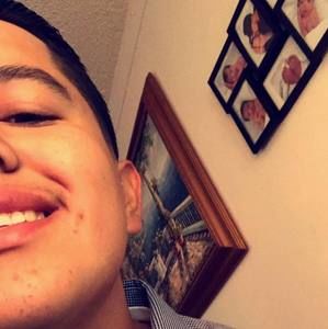 Meet your Posher, Gio